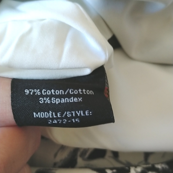 Host Pick🎉EUC Trisisto Femme By Melanie Lyne Size 14 Black & White Floral Skirt - Picture 5 of 5